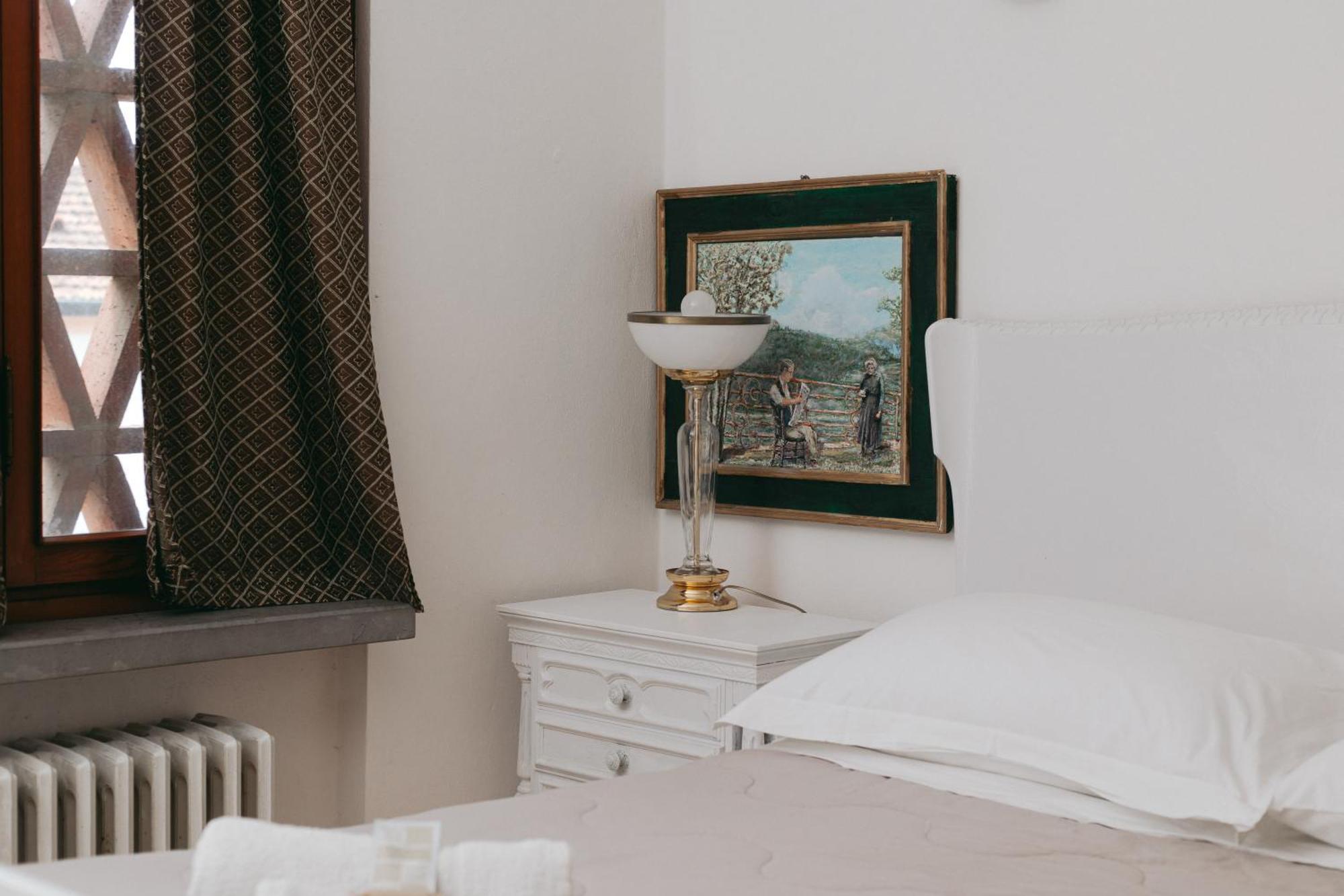Enzo'S House Hotel Лука Екстериор снимка